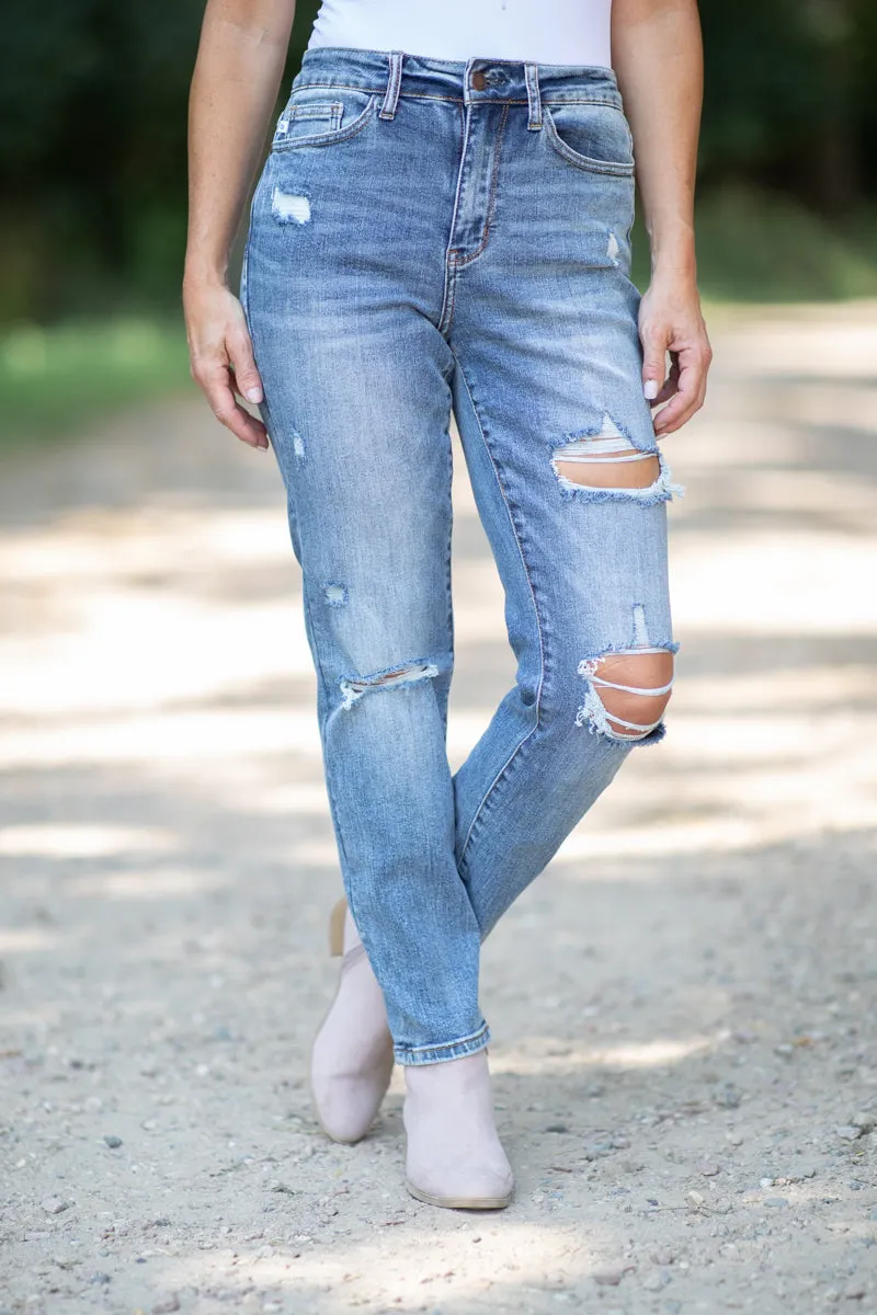 Judy Blue Medium Wash Distressed Knee Jeans