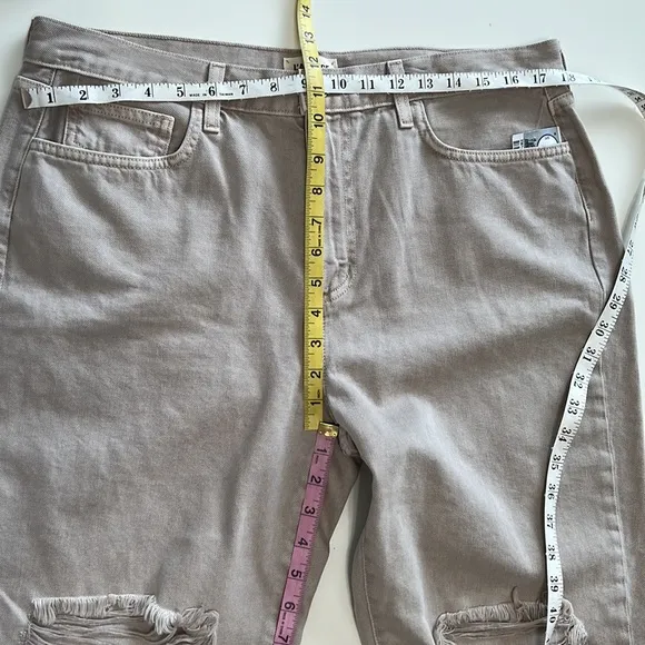 L’Agence High Rise Enya Tan Distressed Ankle Jeans Size 32