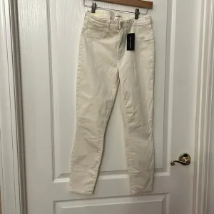 L’Agence Margot Skinny High‎ Rise Jean in Vintage White *NWT*