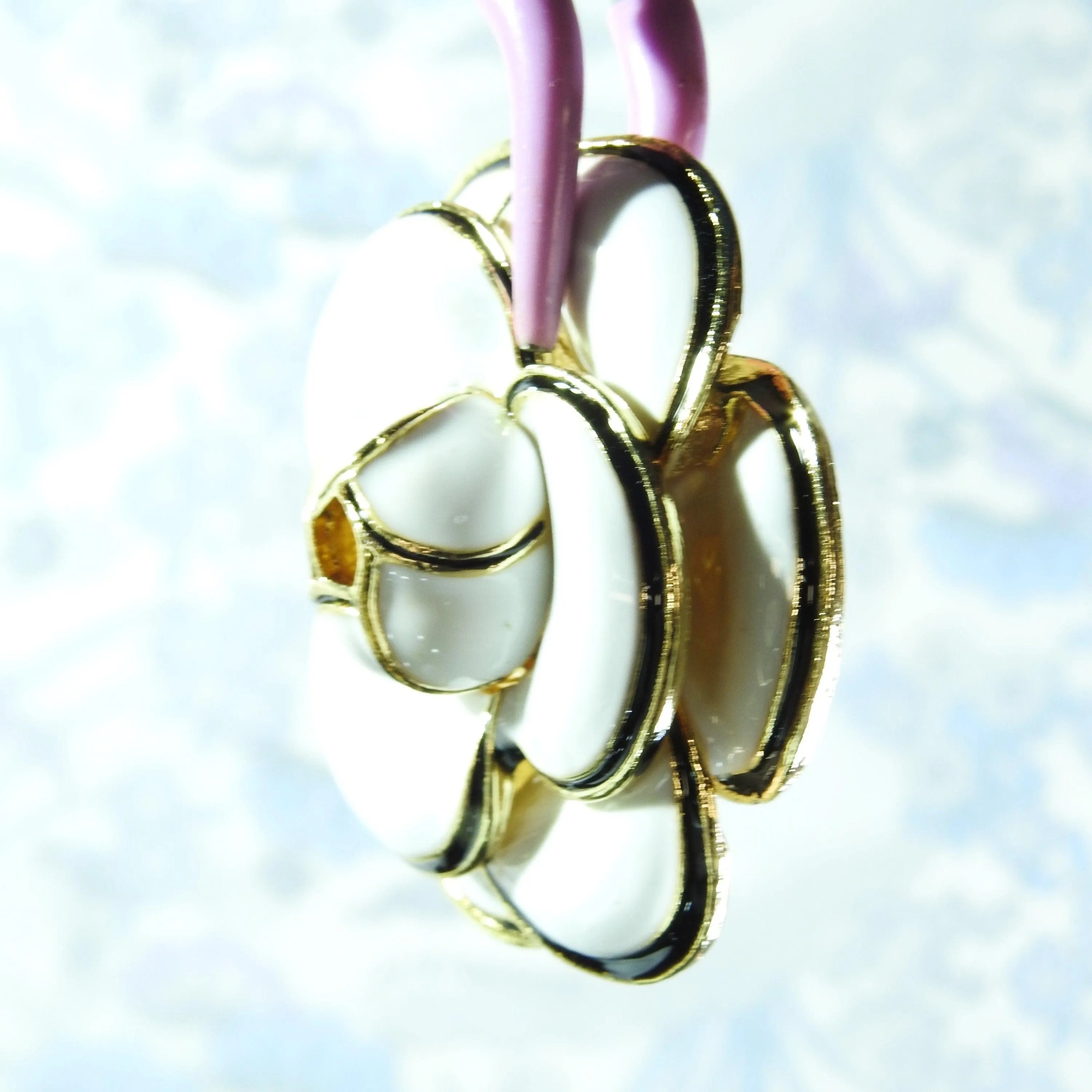 Large Coco-inspired Camelia button