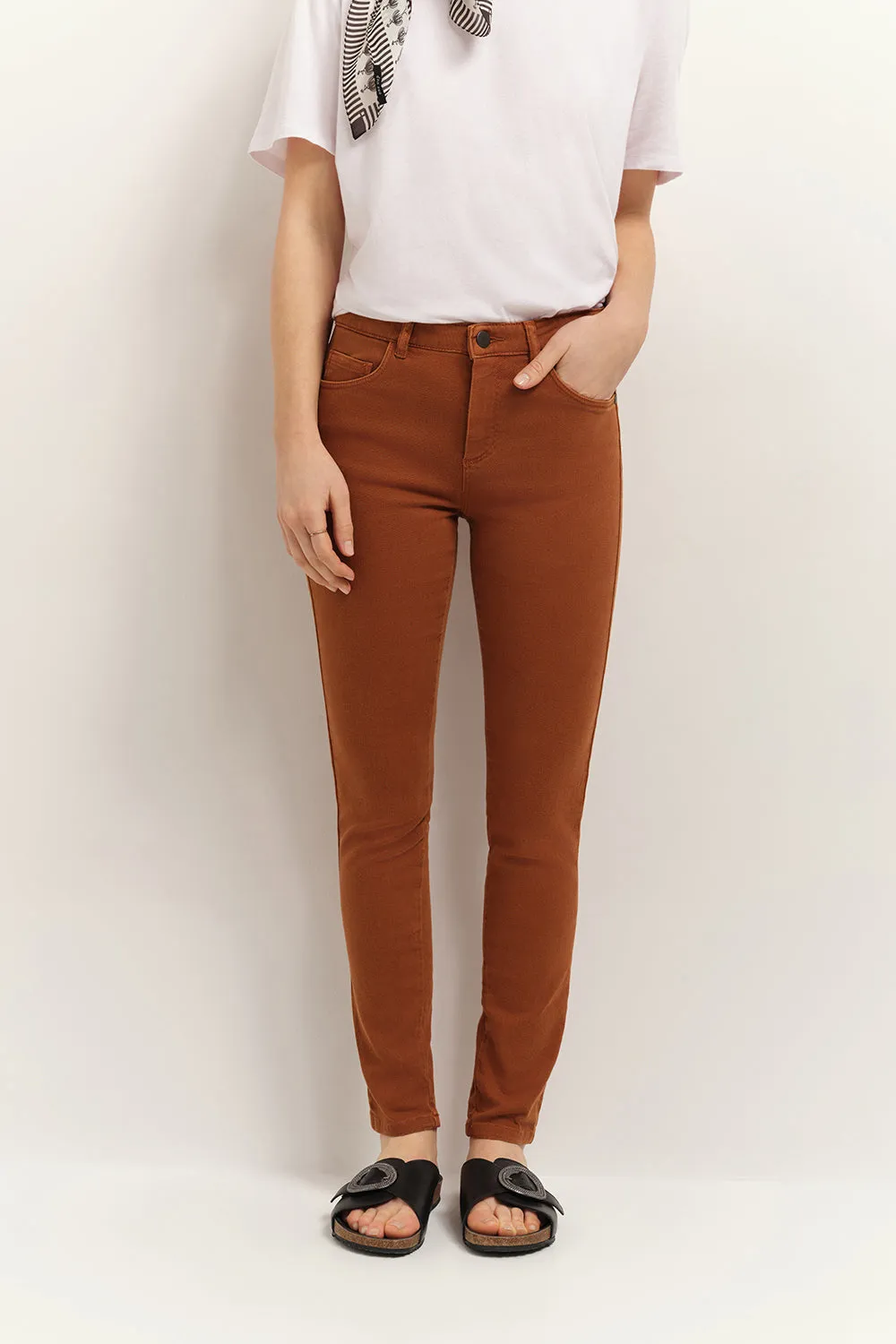 LE MONICA - Jean slim caramel 7/8ème en denim waterless