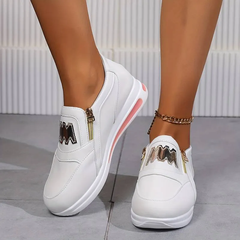 Leonarda® | Effortless and chic   sneakers