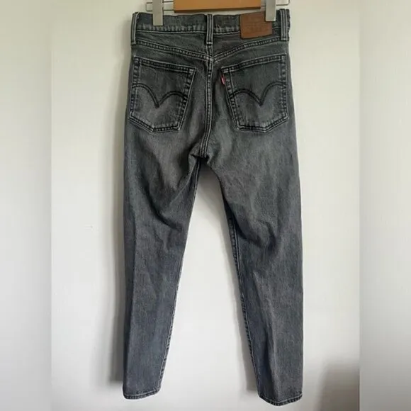 Levi’s Premium Denim Wedgie Fit High Rise Straight Jeans - Gray - US 25