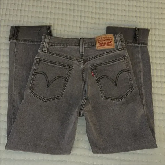 Levi's® PremiumWEDGIE STRAIGHT FIT WOMEN'S JEANS 25 like new