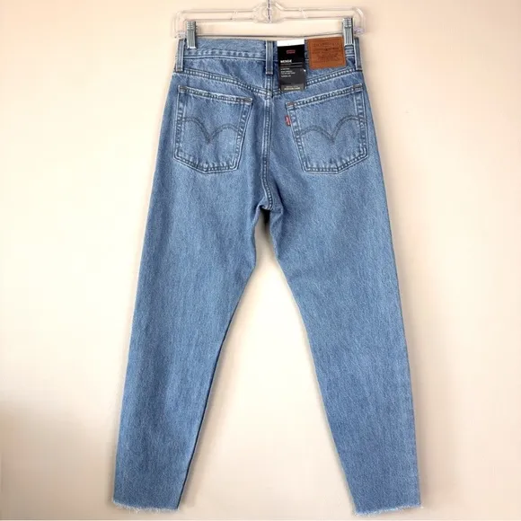 Levi's Wedgie Icon Fit Ankle Jeans Style Athens No Way Size 25