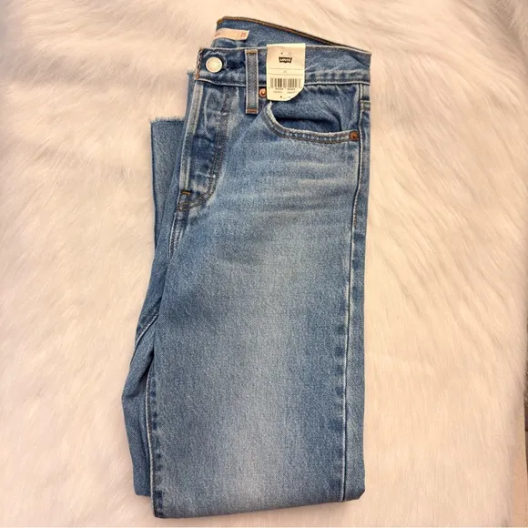 Levi's Wedgie Icon Fit Ankle Jeans Style Athens No Way Size 25