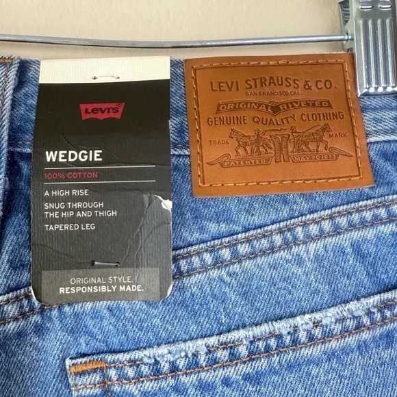 Levi's Wedgie Icon Fit Ankle Jeans Style Athens No Way Size 25