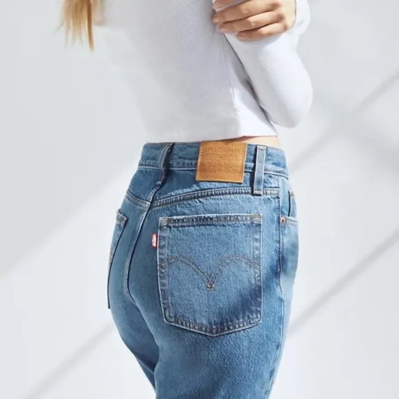 Levi's Wedgie Icon Fit Ankle Jeans Style Athens No Way Size 25