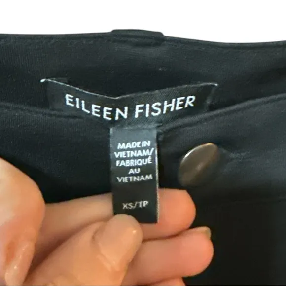 Like New - Eileen Fisher High Waist Slim Fit Jeans - Black - Size XS