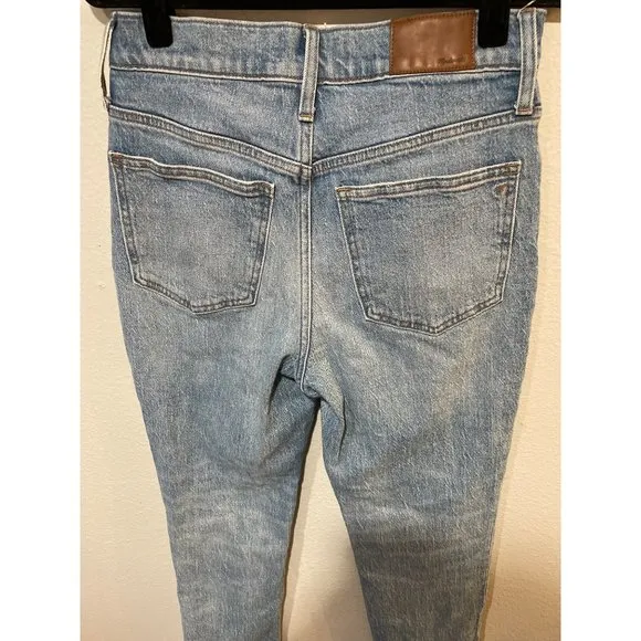 Madewell 27W 'The Perfect Vintage Crop' in Rosabelle Wash Denim Blue Jeans