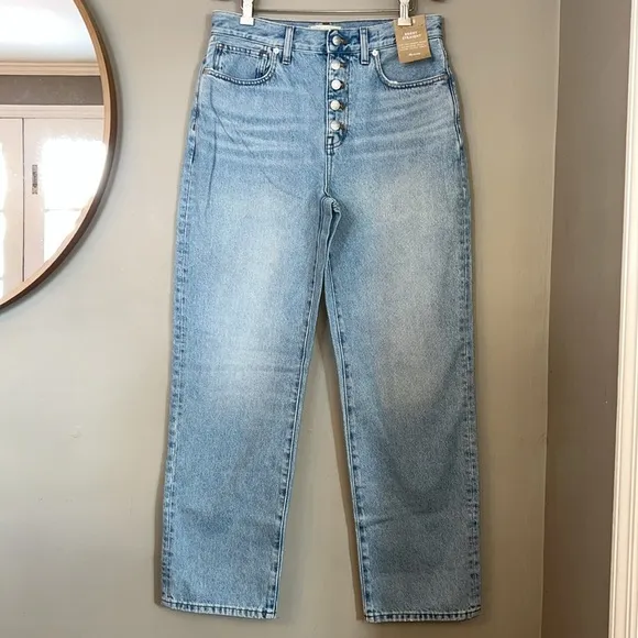 Madewell Baggy Straight Jeans in Paxton Wash: Button-Front Edition Size 28