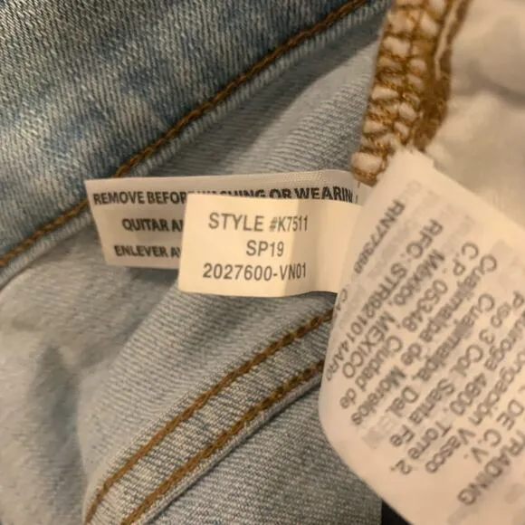 Madewell Jeans Light Wash High Rise Skinny Distressed Size 32