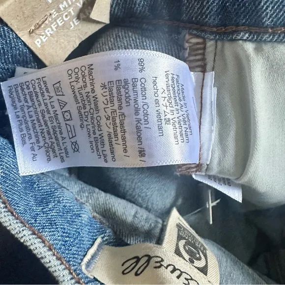 Madewell New Mid-Rise Perfect Vintage Jean Ainsdale Wash Knee-Rip Edition 23 NWT