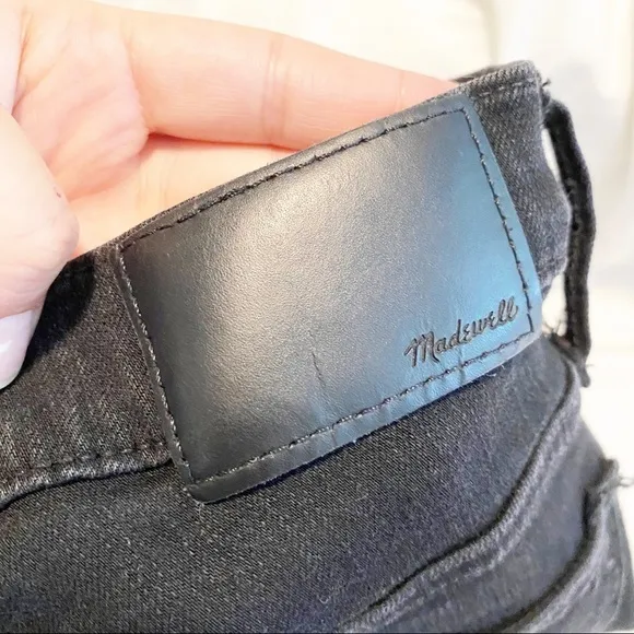 Madewell Roadtripper Jeans in Bennett Black