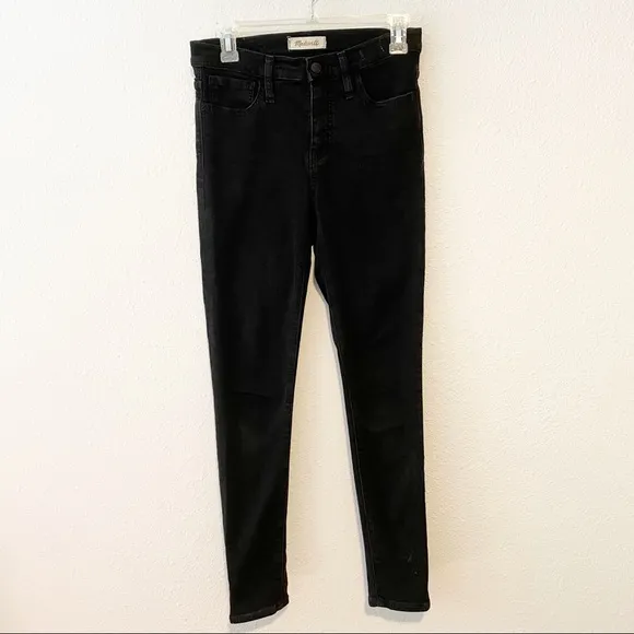 Madewell Roadtripper Jeans in Bennett Black