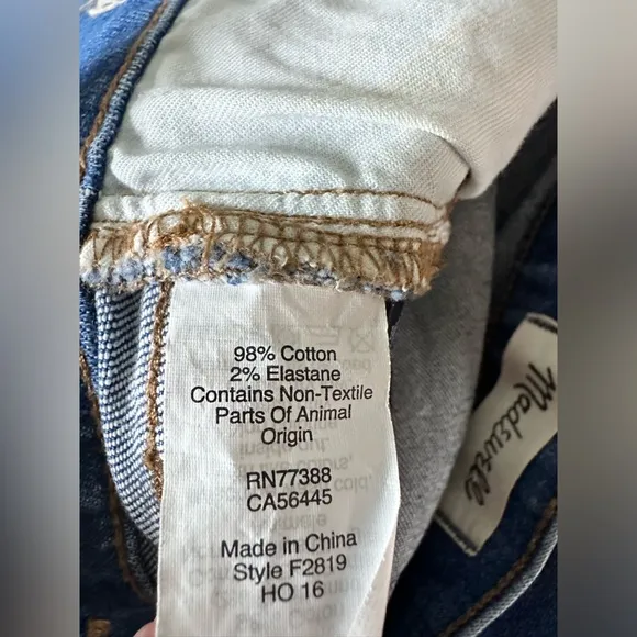 Madewell The Slim BoyJean in Walton Wash Mid Rise - Size 24
