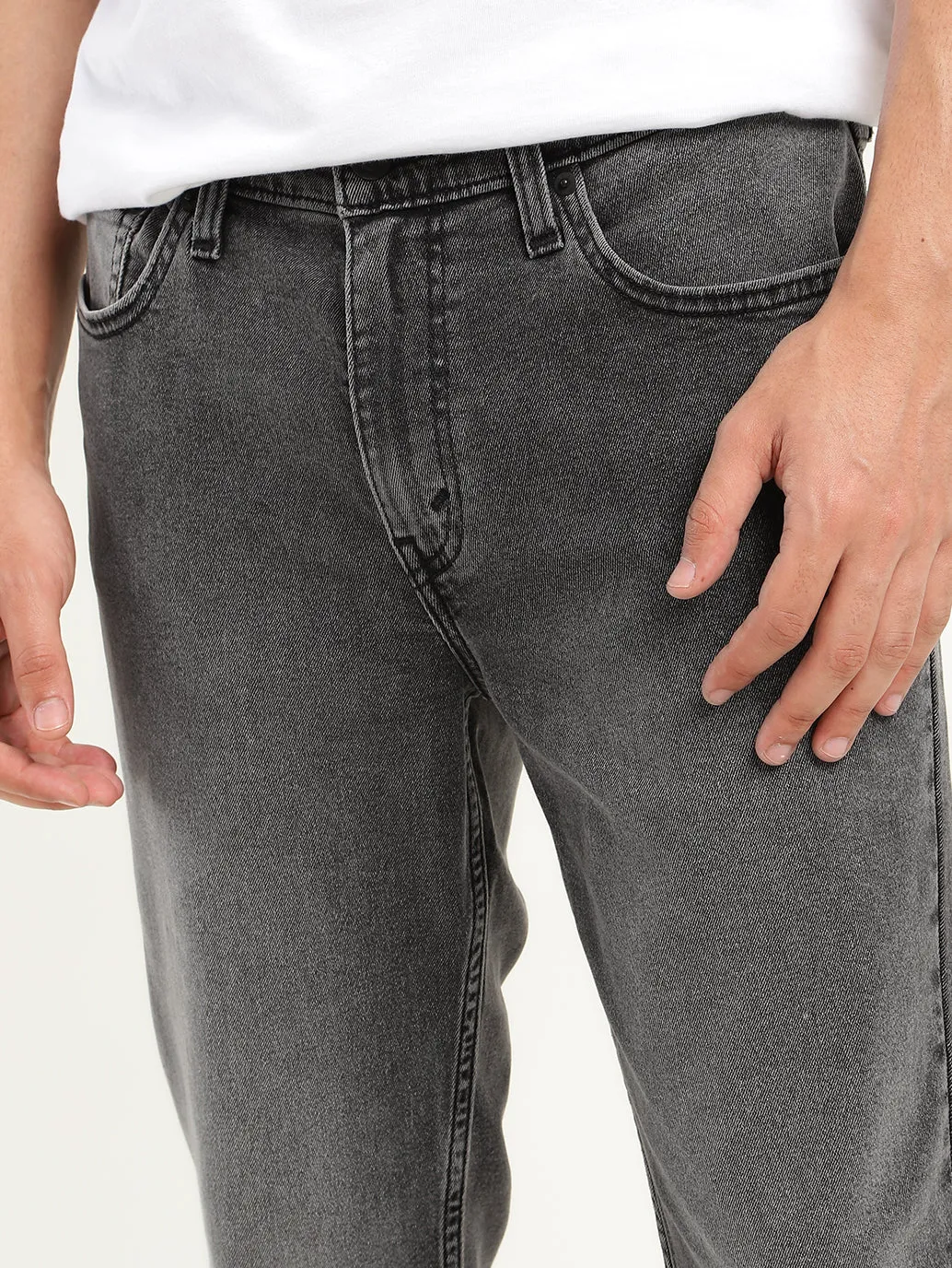 Men's 511 Black Slim Fit Mid Rise Jeans