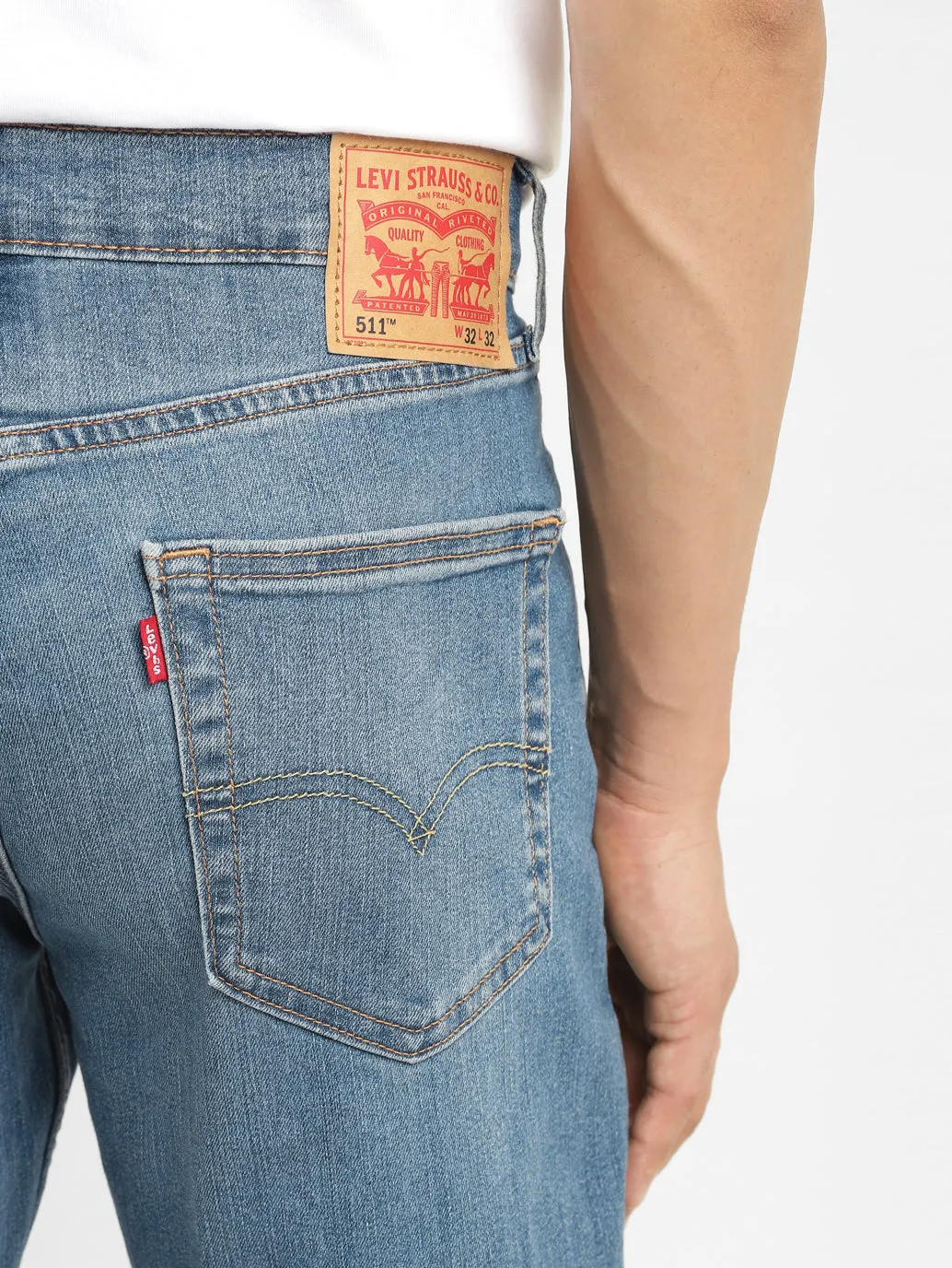 Men's 511 Blue Slim Fit Mid Rise Jeans