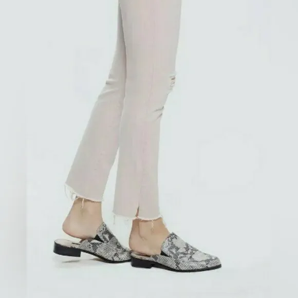NWOT MOTHER Women Mid-rise Skinny Jeans  Sz 24 Blush The Rascal Ankle Snippet
