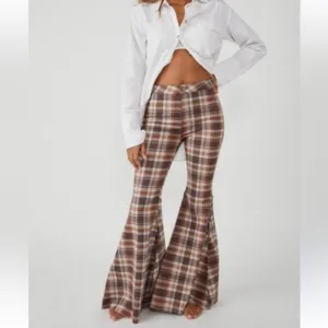 NWT Free People We The Free Just Float On Plaid Printed Flare Jeans 24 Boho 70’s