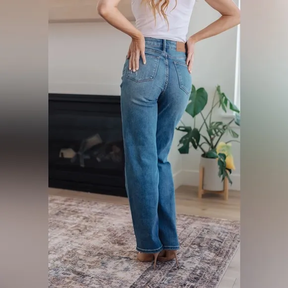 NWT Judy Blue High Rise Tummy Control 90's Straight Jeans size 15