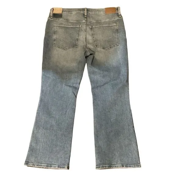 NWT Madewell Kick Out Crop Jeans size 31