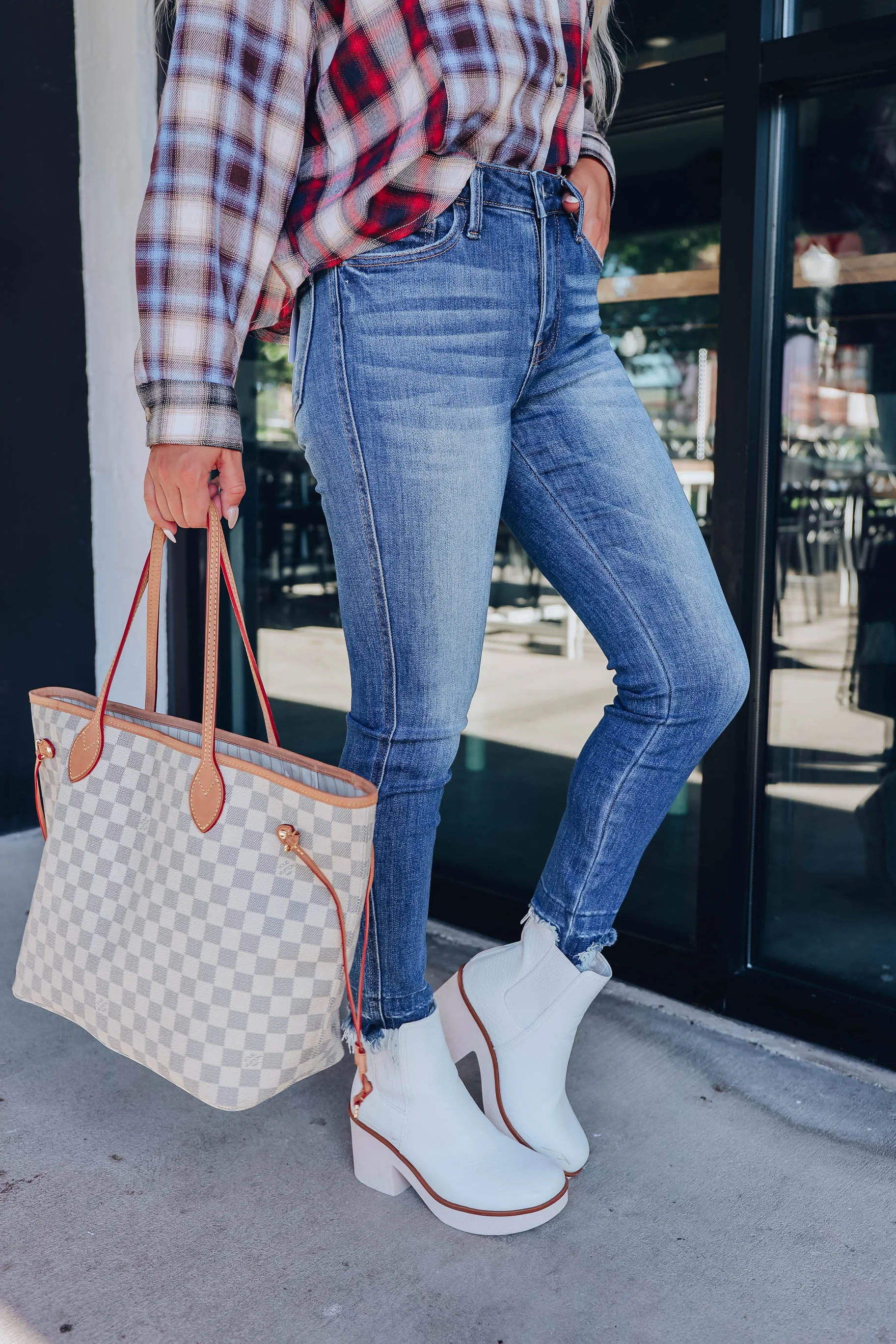 Paige Frayed Hem Skinny Jeans