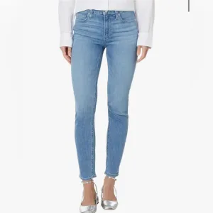 PAIGE Hoxton Ankle Jeans | Size 26 | Light Blue Wash