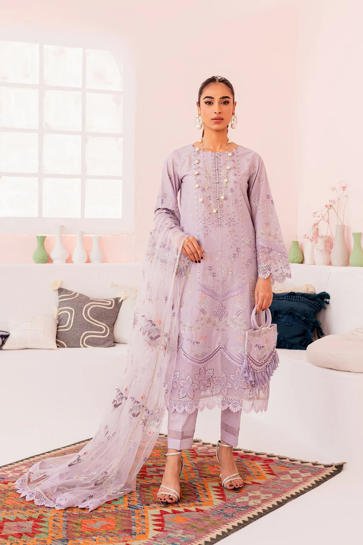 Pakistani Eid Dress in Lilac Kameez and Trouser Style