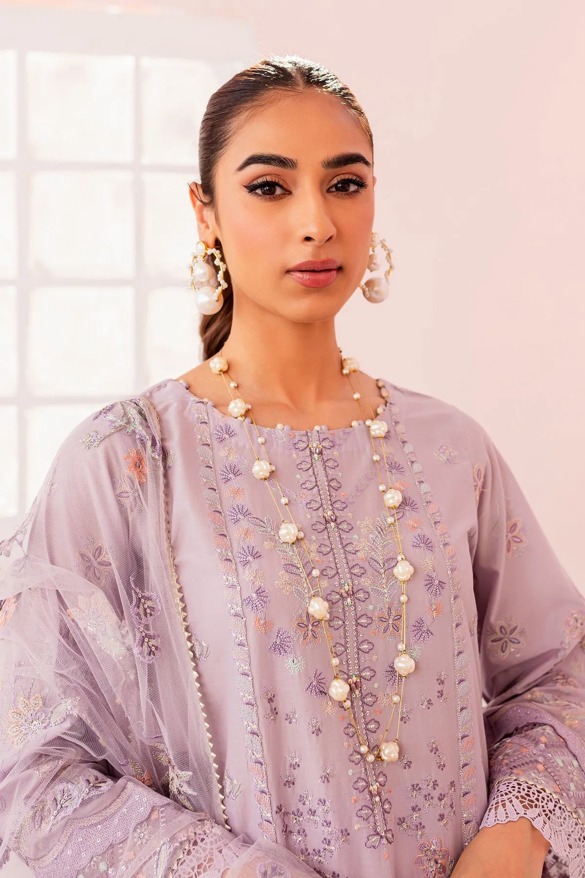 Pakistani Eid Dress in Lilac Kameez and Trouser Style