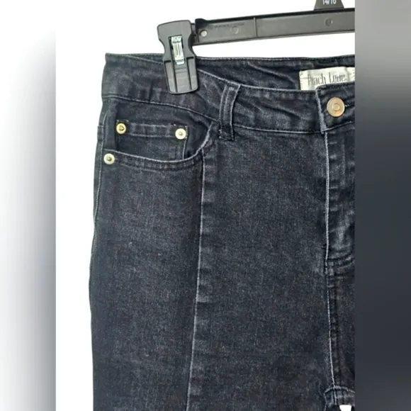 Peach Love California Distressed Black Fringe Gray Denim Flare Stretchy Jeans L