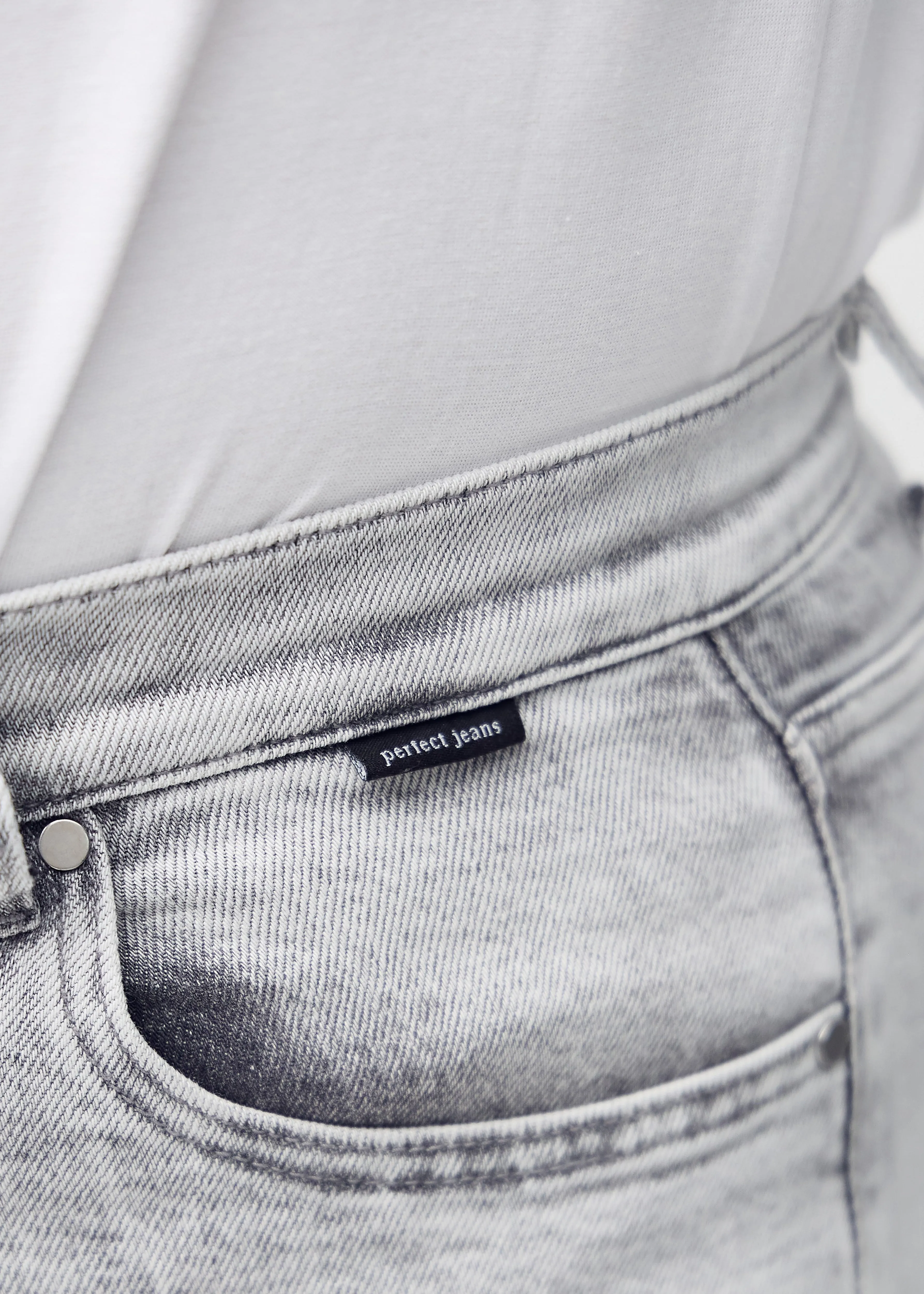 Perfect Jeans - Loose - Ashes™