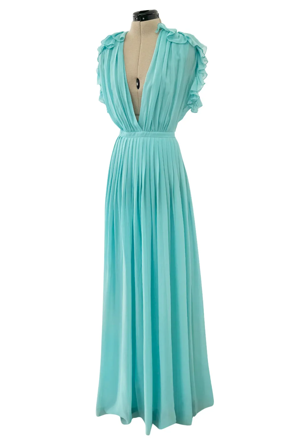Prettiest Resort 2013 Gucci by Frida Giannini Runway Look 12 Turquoise Plunge Silk Chiffon Ruffle Dress