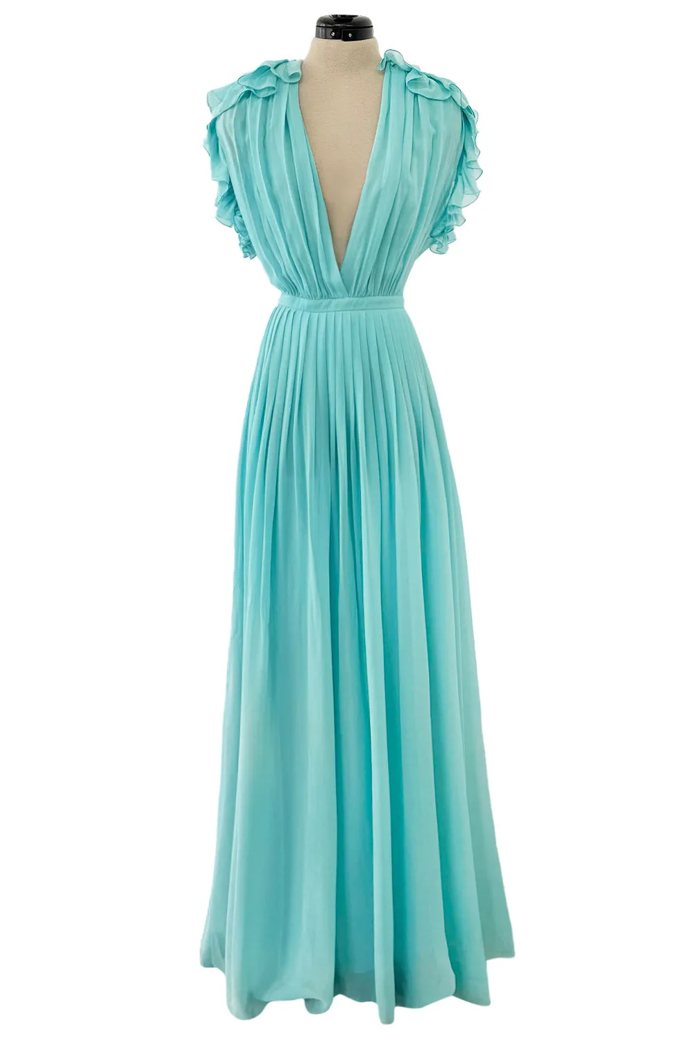 Prettiest Resort 2013 Gucci by Frida Giannini Runway Look 12 Turquoise Plunge Silk Chiffon Ruffle Dress