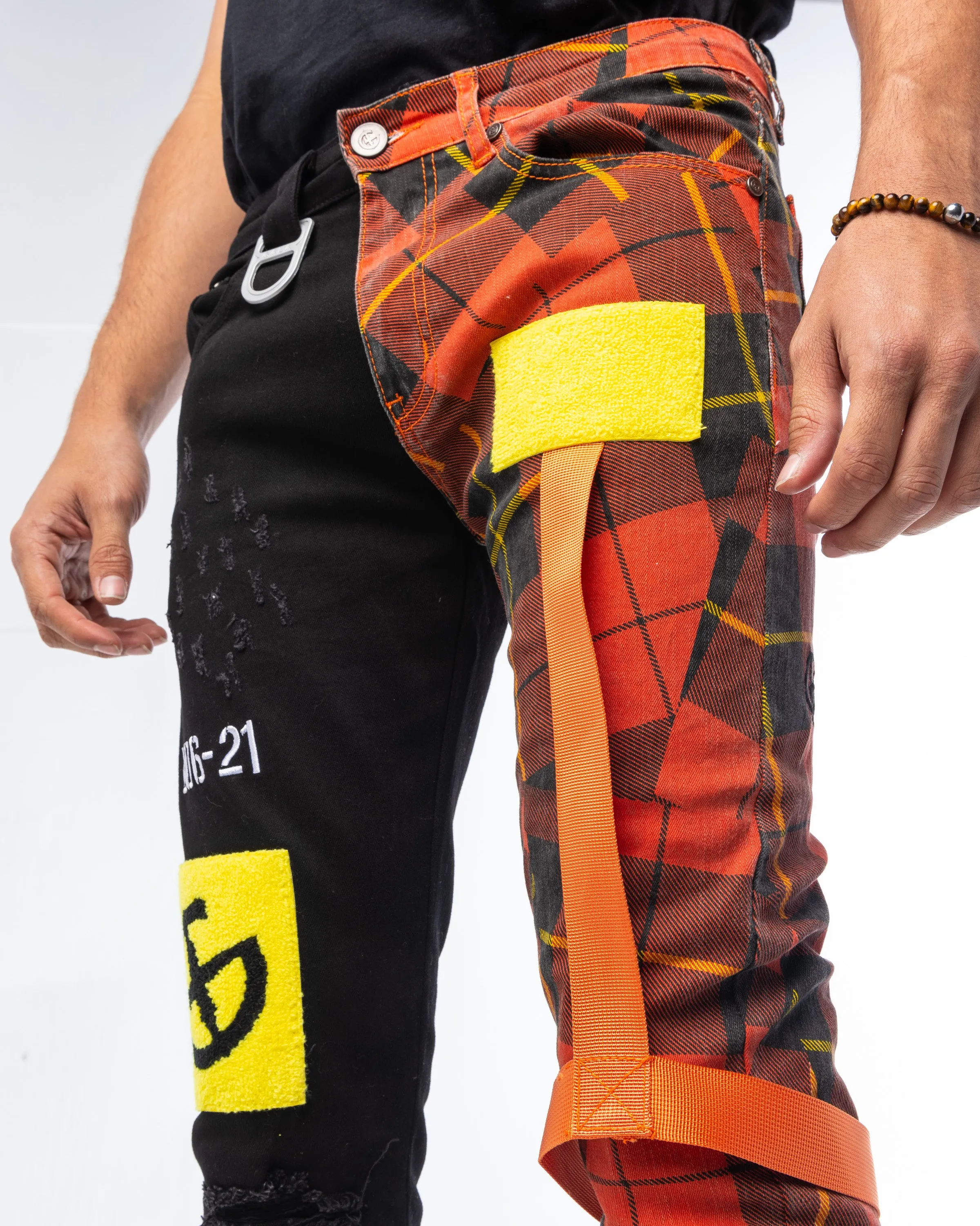 "DEFENDER" Black/Red Tartan Combo