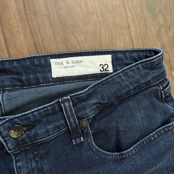 Rag &amp; Bone Dre Low Rise Slim Boyfriend Jeans - size 32