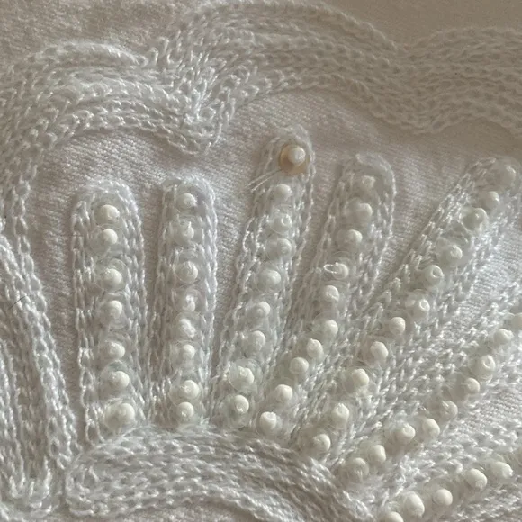 RARE Lilly Pulitzer White Jeans, Embroidered and Beading Below Knee, Size 4