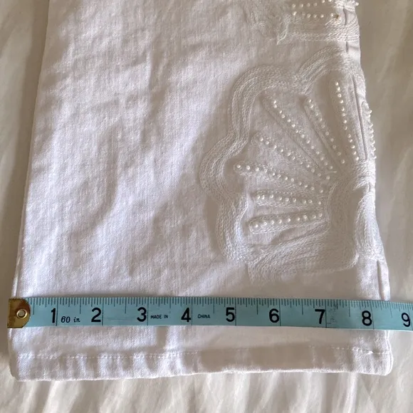 RARE Lilly Pulitzer White Jeans, Embroidered and Beading Below Knee, Size 4