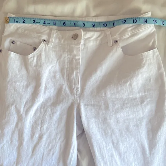 RARE Lilly Pulitzer White Jeans, Embroidered and Beading Below Knee, Size 4
