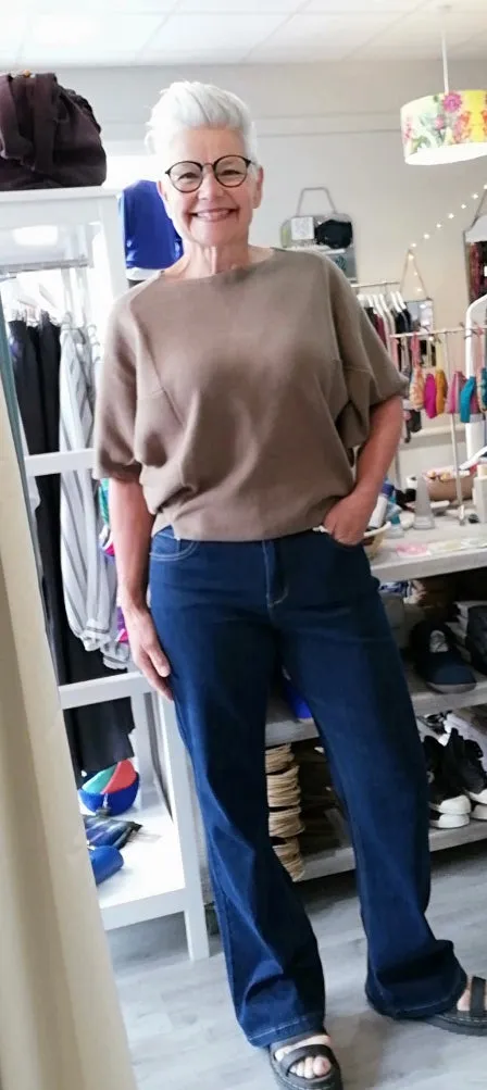 Red Button Colette 5 pocket jeans, in dark blue with wide leg
