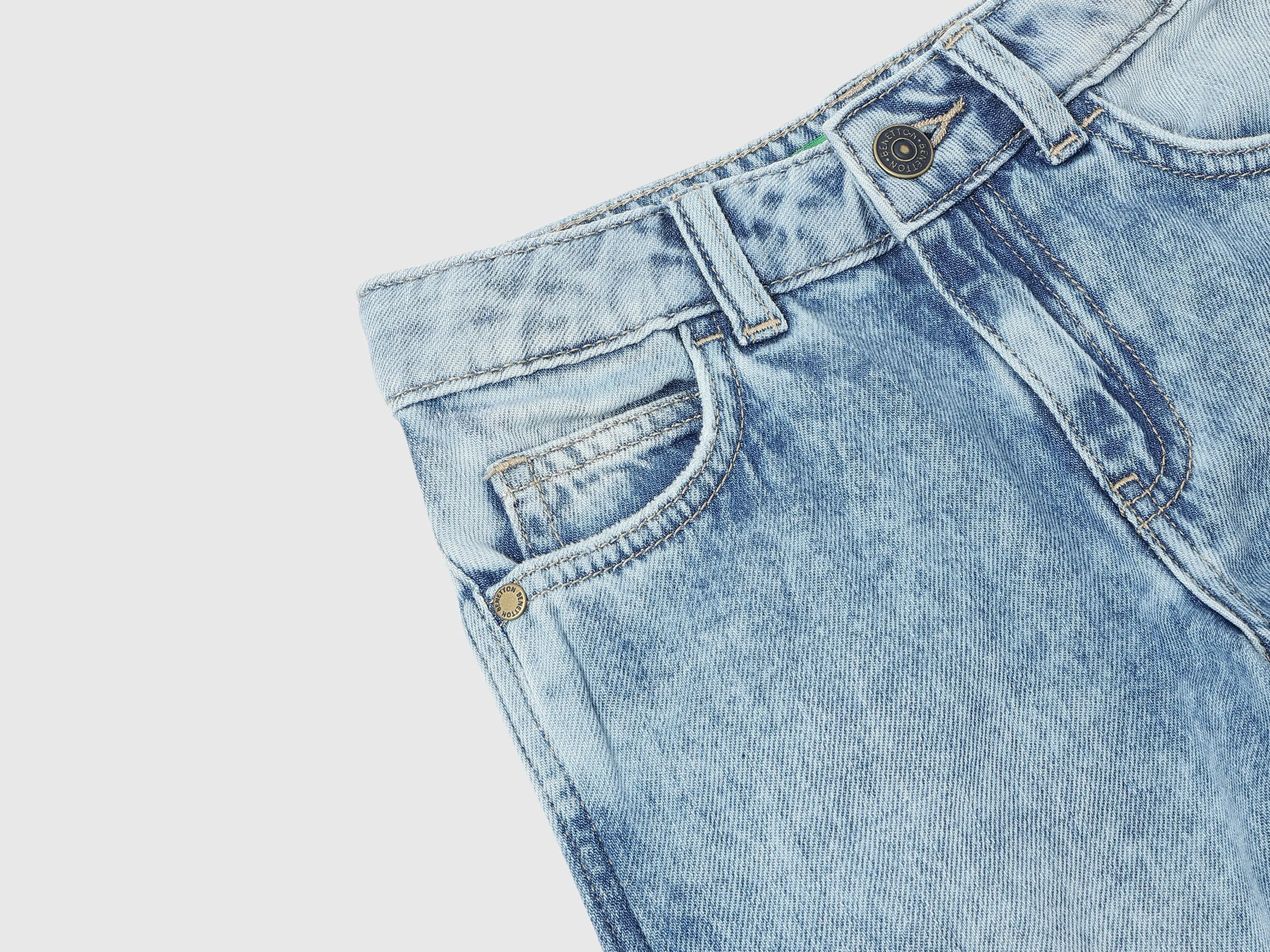Solid Loose Fit Cargo Jeans
