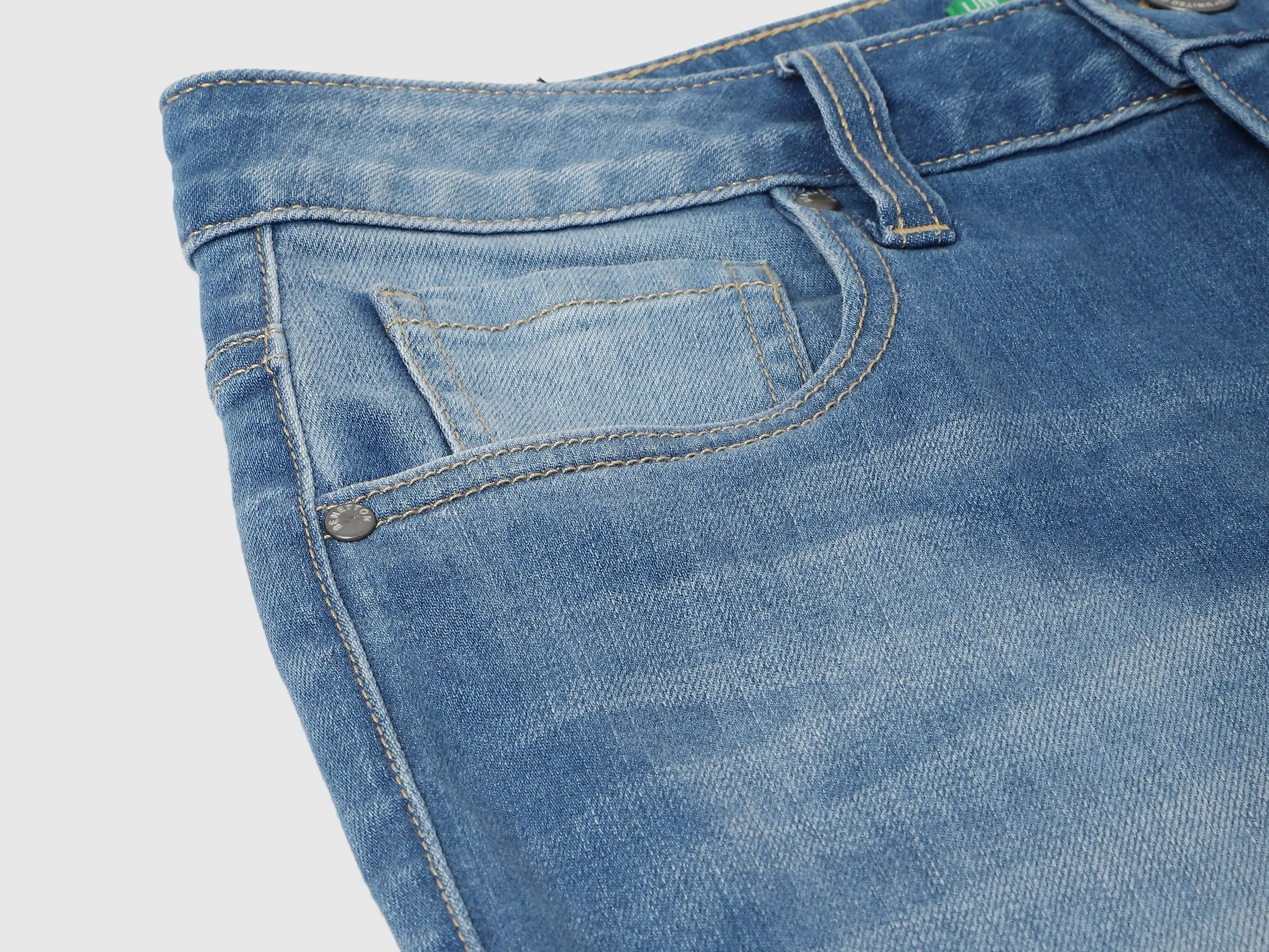 Solid Skinny Fit Jeans