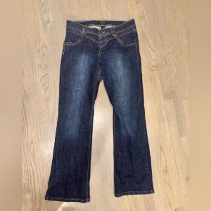 South Pole Y2K Lowrise Logo Flare Jeans Bellbottoms Logo On Butt size 13