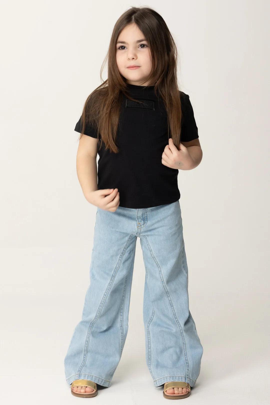 T-shirt con Ricamo Etichetta