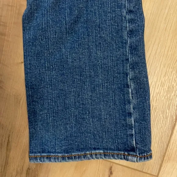 Tommy Hilfiger flare jeans junior women size 5 red stitching embellished pockets