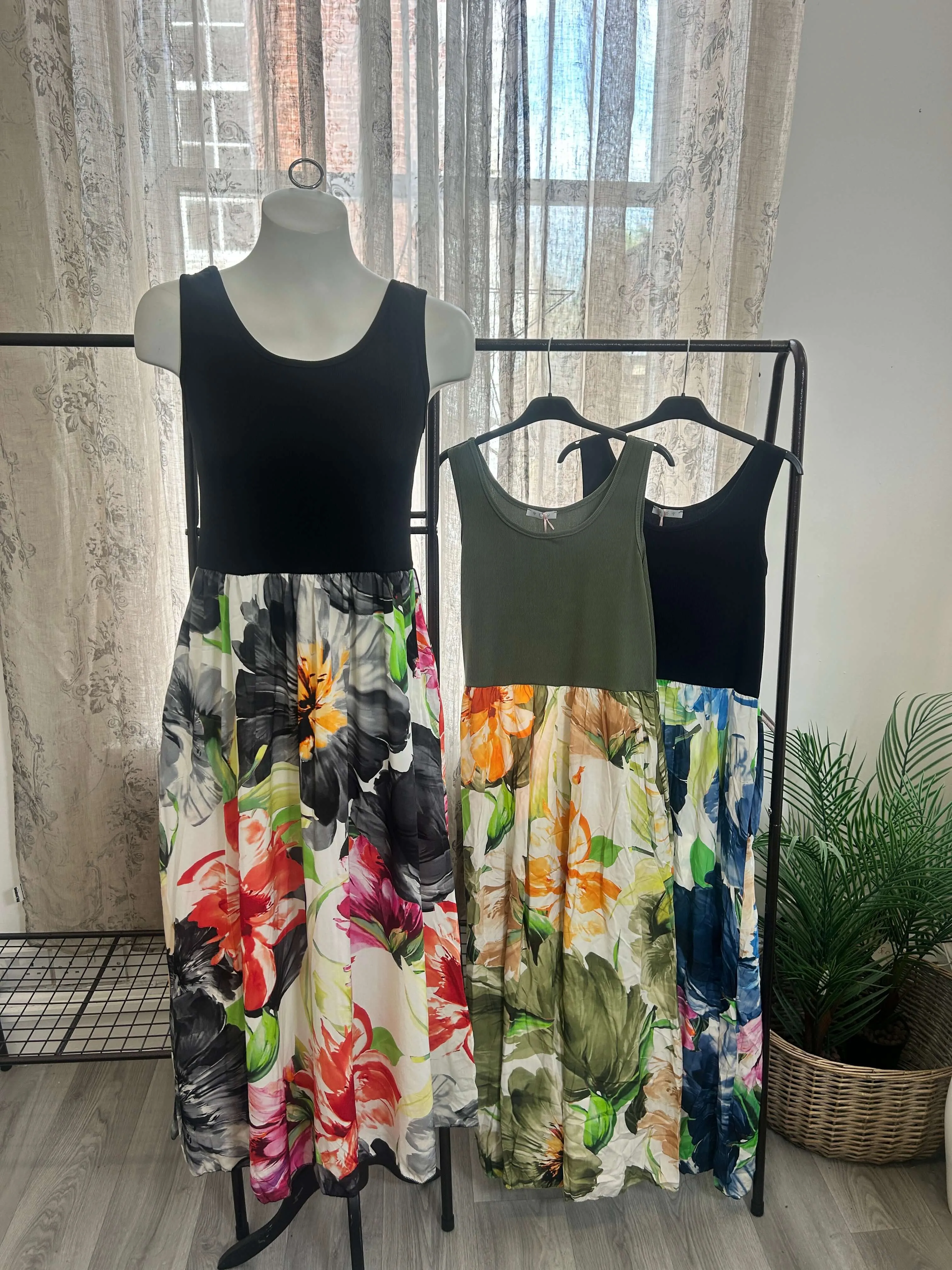 Tropical Skirt Detail Maxi Sundress
