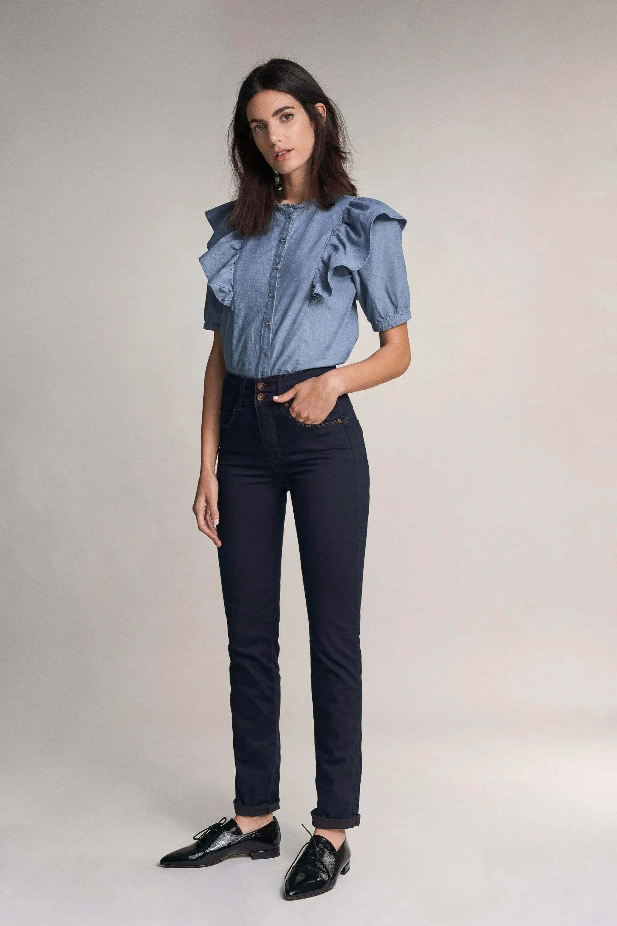 Vaqueros Salsa Secret Push in Slim Straight en Denim