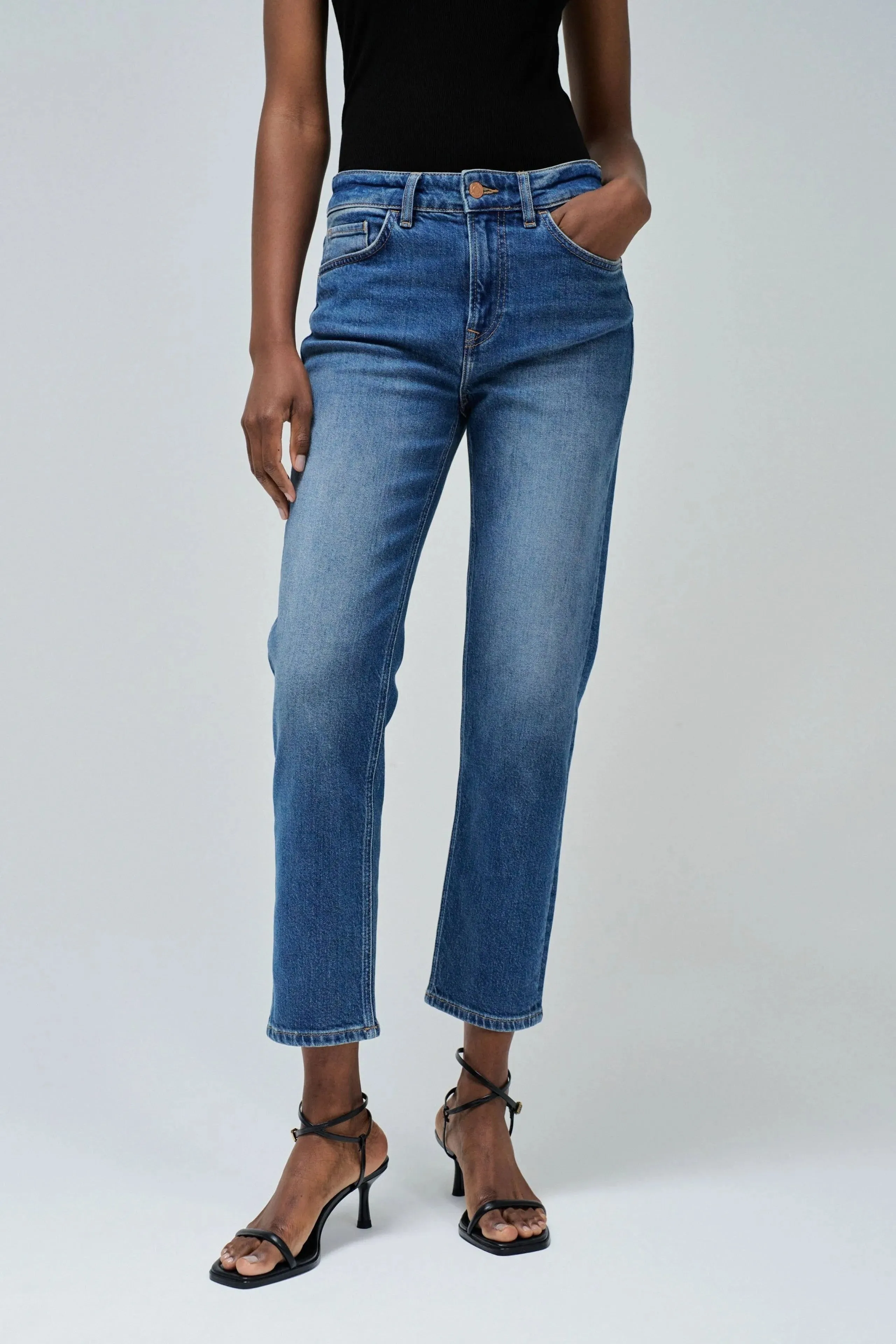 Vaqueros SALSA True Cropped Slim Medium Wash