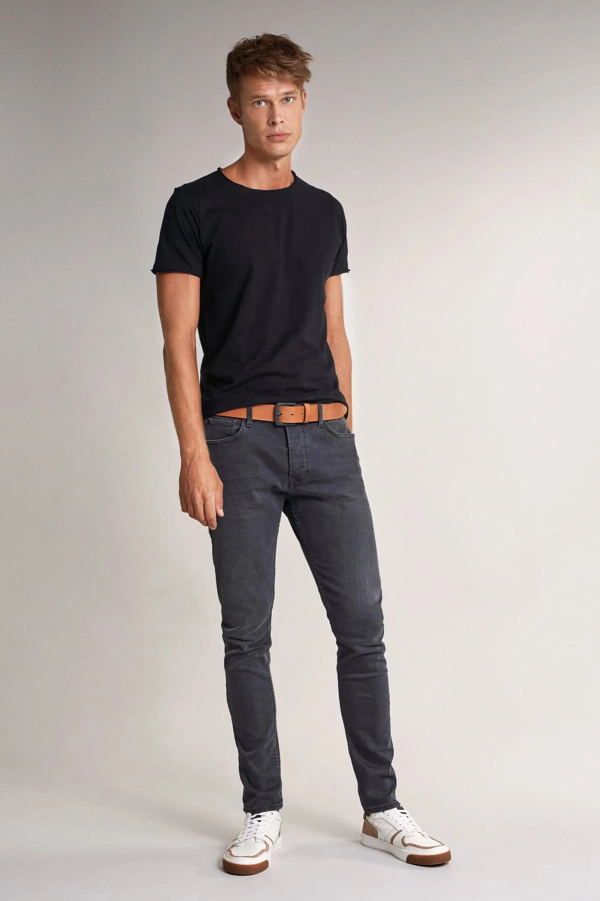 VAQUEROS SLENDER SLIM CARROT GRISES