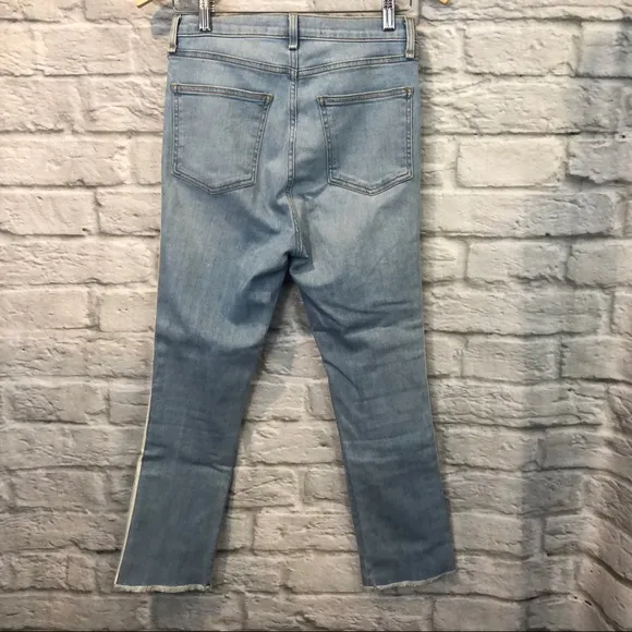 Veronica Beard Jeans 27 11&quot; Kick Flare Light Blue
